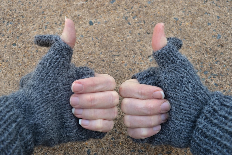 Convertible Texting Mittens PDF Knitting Pattern by Vint ...