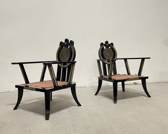 Para drewnianych, ręcznie rzeźbionych foteli autorstwa Ettore Zaccari, Włochy, ok. 1910 r.