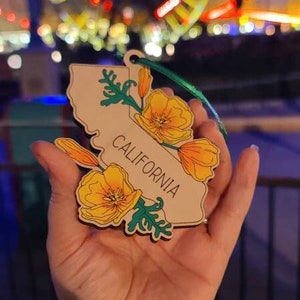 California flower Christmas Ornament,  CA Ornament,  Hollywood ornament,  California vacation ornament, the Golden State ornament, magnet