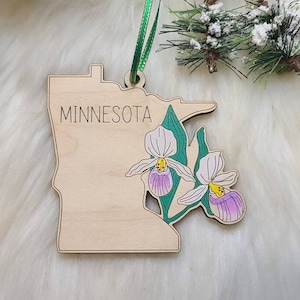Minnesota Christmas Ornament,  MN Ornament,   State Ornament, land of 10,000 lakes State ornament, North Star State, Gopher State, magnet