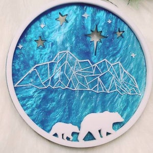 Adorno de auroras boreales pintado a mano con glaciar y respaldo azul estrellado, oso polar con adorno de cachorro, adorno ártico