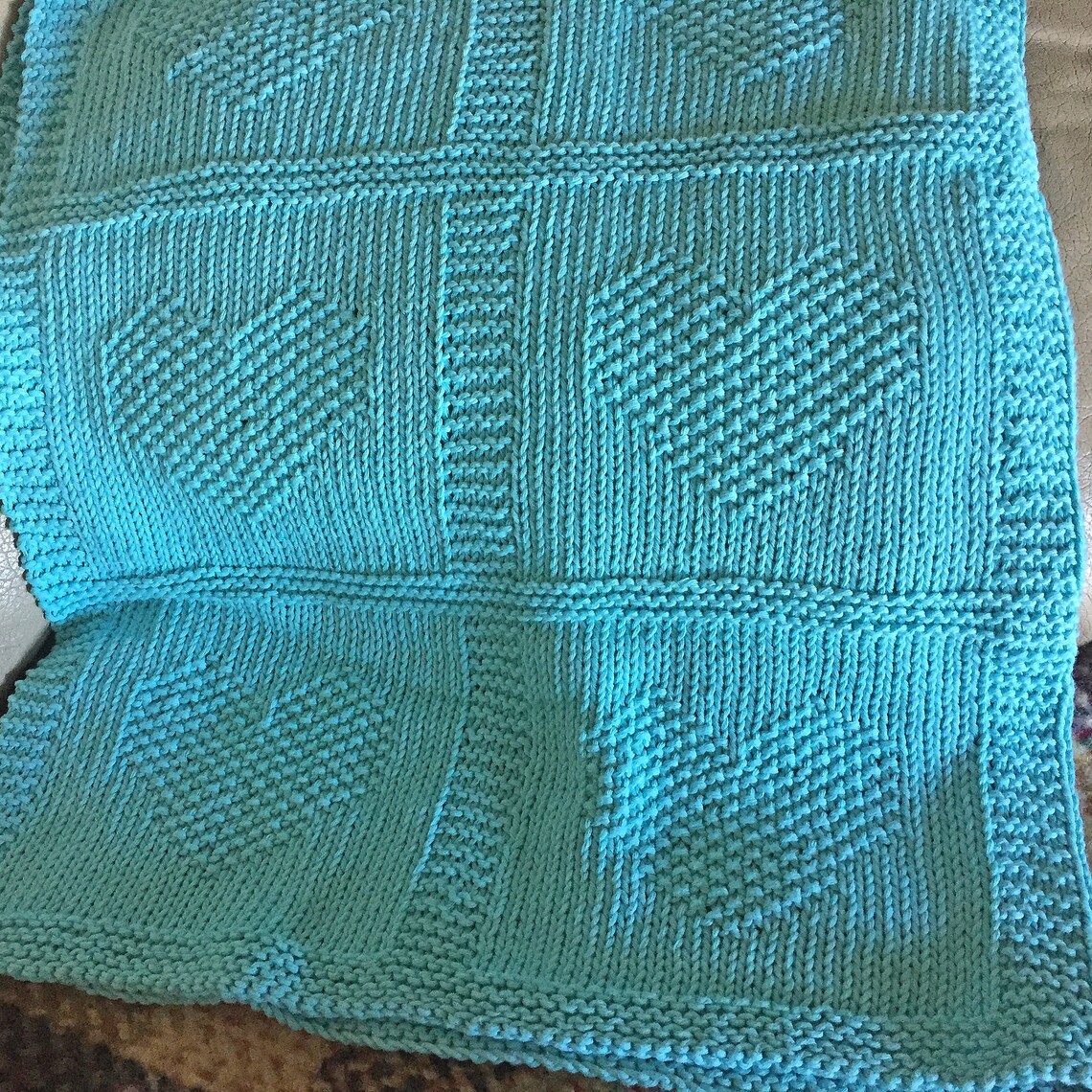 Heart Baby Blanket KNITTING PATTERN in PDF - Knitting Patterns for ...
