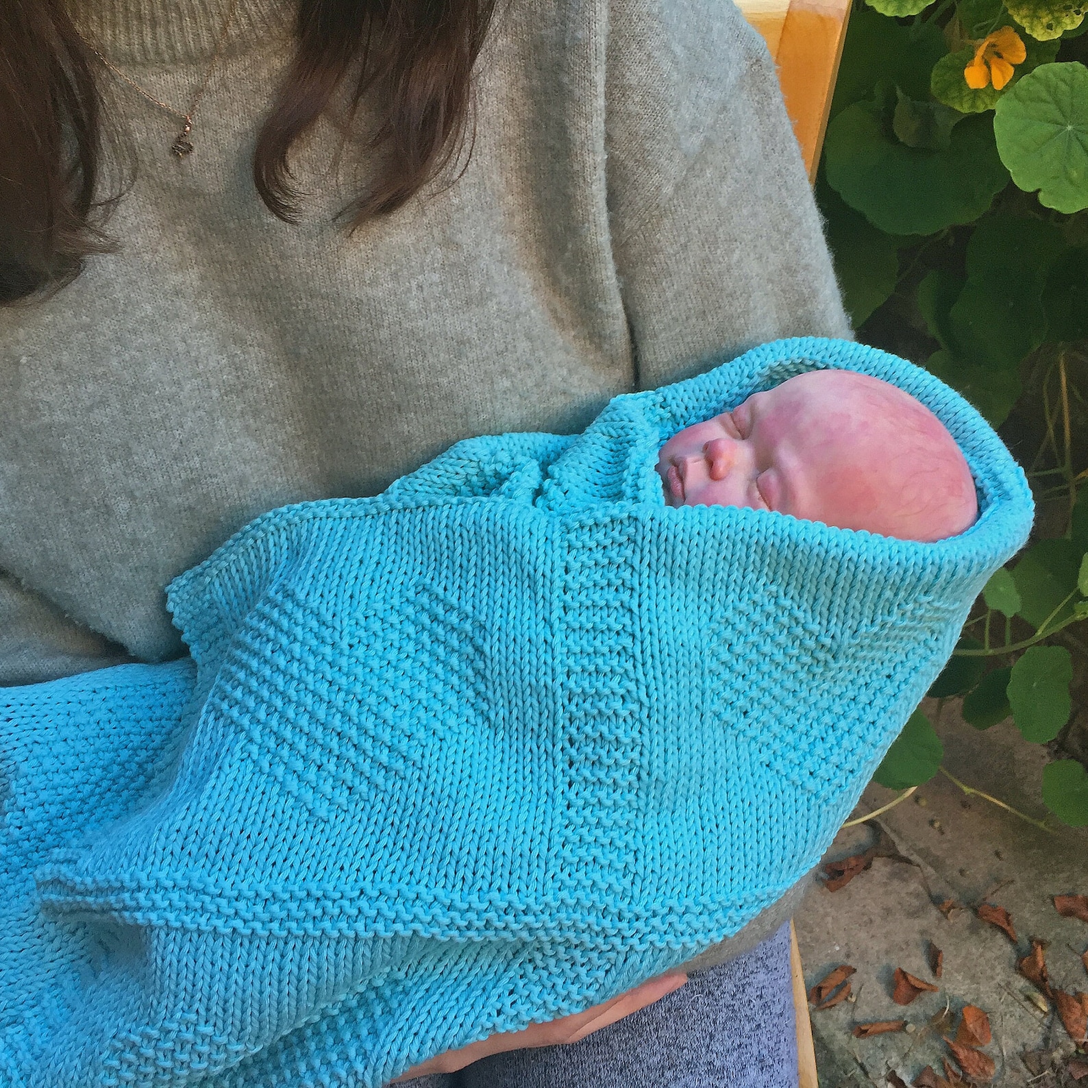 Heart Baby Blanket KNITTING PATTERN in PDF - Knitting Patterns for ...