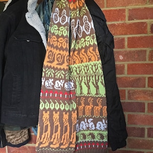Woodland Autumn Scarf Knitting Pattern - Fair Isle Knitting Pattern
