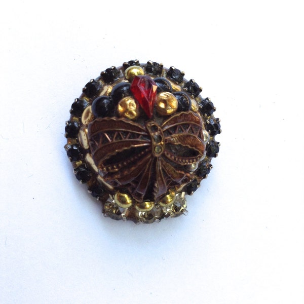 Beautiful Domed Rhinestone & Mixed Metal Brooch