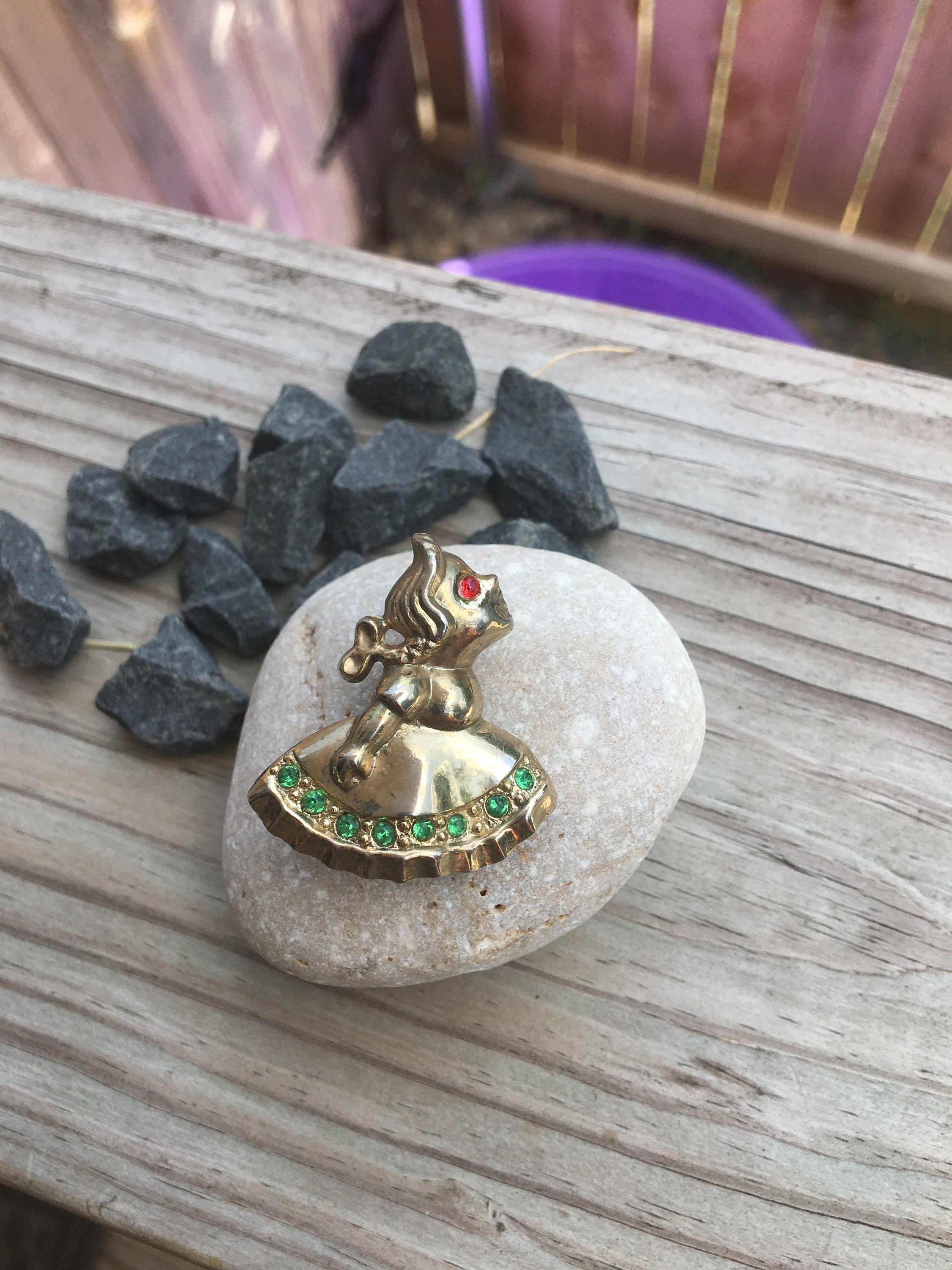Broche Ancienne Vintage - Visage D'Enfant - Bijou De Collection Occasion
