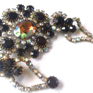 Rubin rot Strass Brosche und Ohrringe Set Clip auf tschechischen Vintage Fashion Schmuck