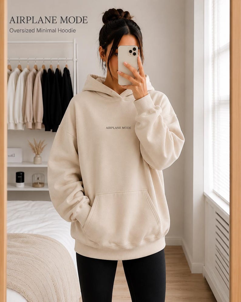 AIRPLANE MODE Übergroßer minimalistischer Sand Hoodie | Gemütliches Sweatshirt aus Baumwoll-Polyester-Mischung Bild 1