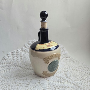 bouteille vintage King&#39;s Ransom en grès écossais / William Whiteley Distillers