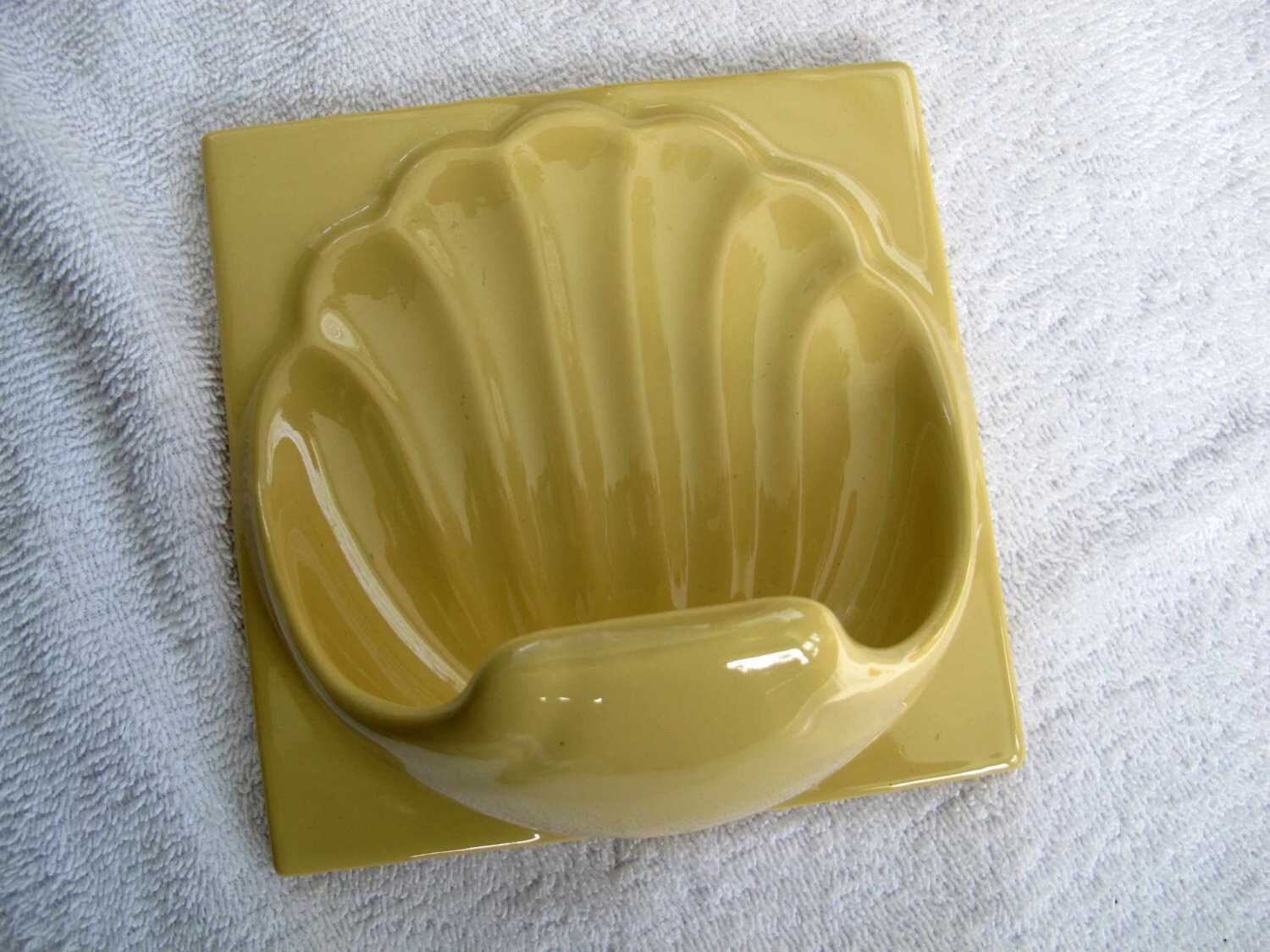 Gold Shell Soap Dish Wall Tile / Vintage new ceramic bathtub Etsy