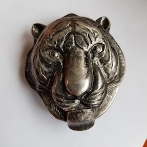 Large 3D tiger head metal belt buckle / No. 2079