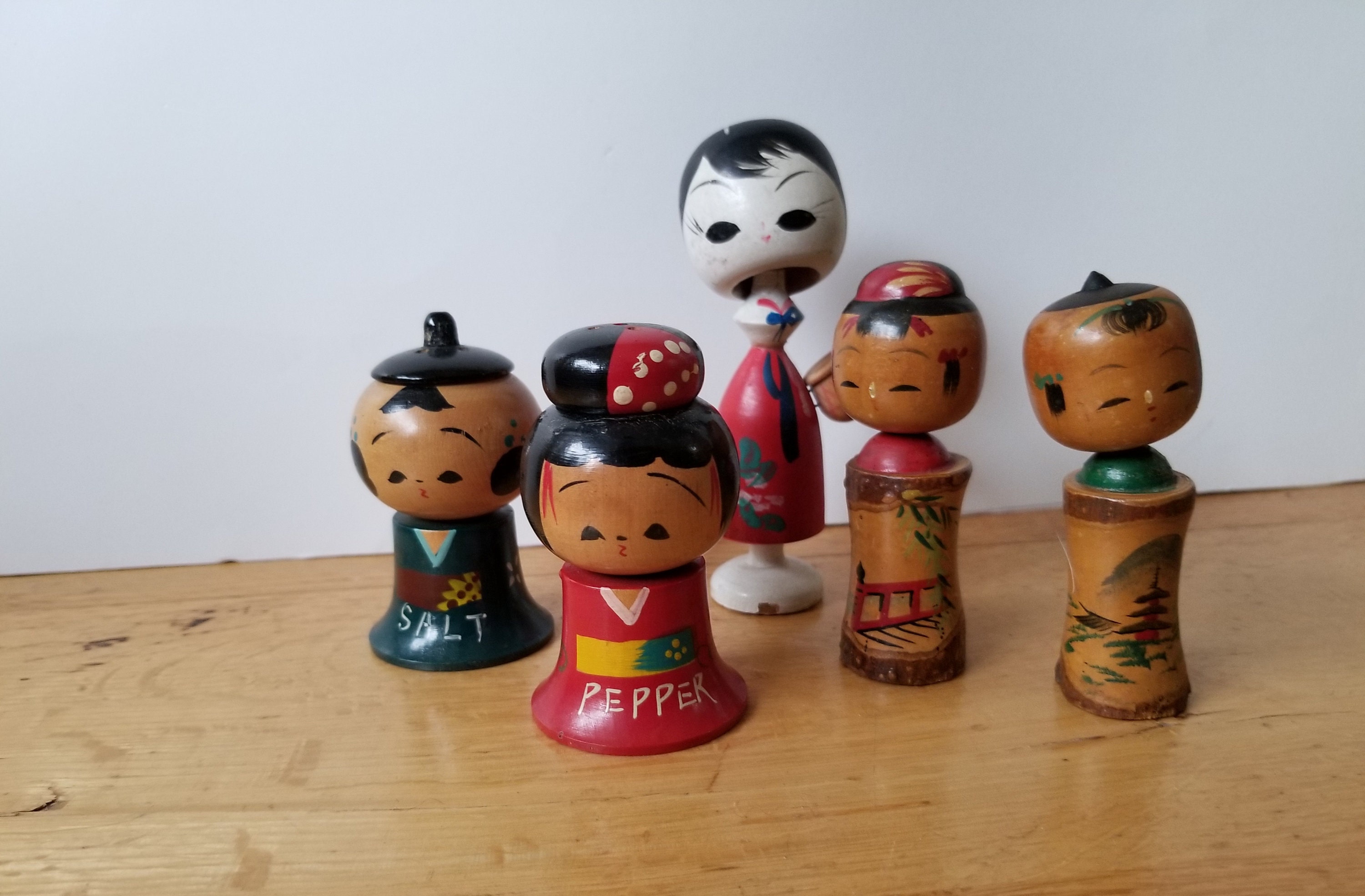kokeshi doll set