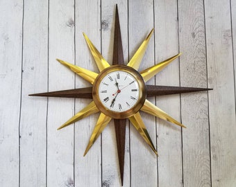 Ingraham mid century starburst clock / gold and wood grain 1960's electric clock