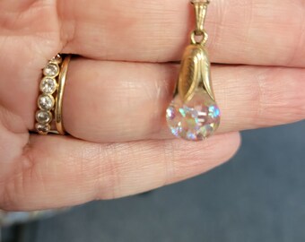 VINTAGE 12K Gold floating aurora borealis floating opal pendant