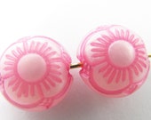 20 Vintage 12x8mm Puffy Pink Acrylic Flower Beads Bd754