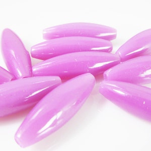 60 Vintage 20mm Lavender Purple Plastic Tube Beads Bd1061