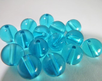 100 Vintage 7mm Aqua Teal Blue Transparent Round Lucite Beads Bd837