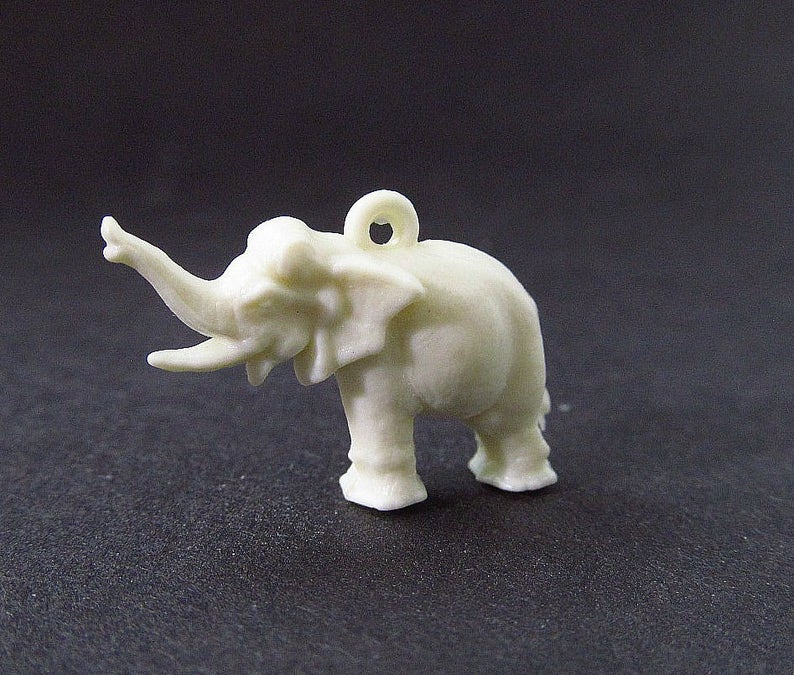 Elfenbein Elefant Figur Preis - Auktion: Guanyin-Figur aus Elfenbein