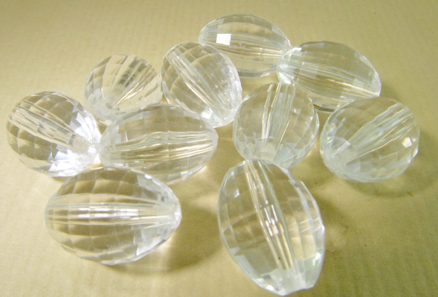 12x11.5mm Clear Oval Window Beads-0660-89