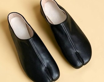 Women Tabi Shoes Split Toe Loafers Japanese Style Retro Suede Flats Split Hoof Toe Boat Shoes tabi dupes Mary Janes Moccasins Oxford Shoes