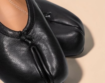 Leather Tabi Shoes Split Toe Loafers Japanese Style Womens tabi flats Handmade Retro Flats Moccasins earthing shoes felted slippers