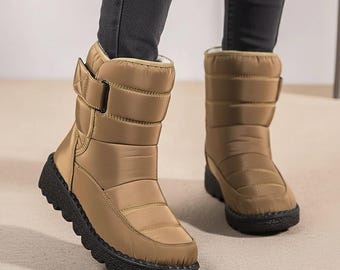 Bottes de neige en cuir de mouton pour femme, Chaussures faites main imperméables doublées de fourrure, Bottes d'hiver en nylon doux et confortables Multicolore