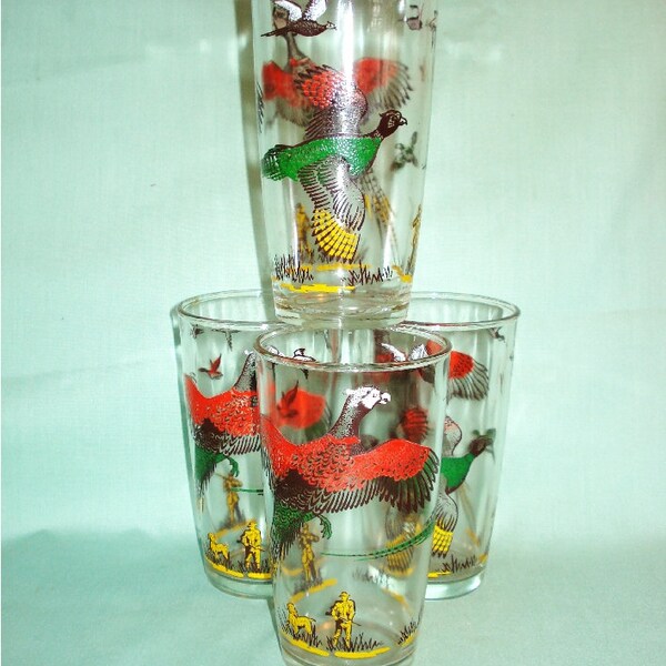 4 Vintage Tumblers Glasses Hunting Theme