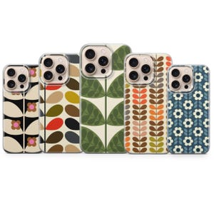 Könnte beinhalten: Fünf Handyhüllen mit farbenfrohen, floralen und Blattmustern im Retro-Stil. Designs umfassen ein schwarz-weißes Blumenmuster, ein Blattmuster in Grün und ein Muster mit orangefarbenen und braunen Blättern. Die Hüllen haben klare Kanten.