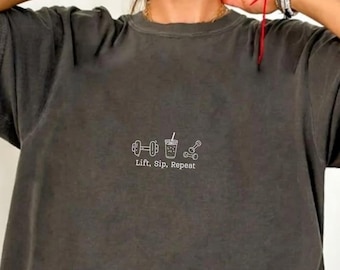 Gym Lover Shirt, Fitness Graphic Tee, Mom Workout Shirt, Funny Gym Tee, Gym Girl Outfit, Coffee Lover Shirt Comfort Colors, Fitness Mom Tee