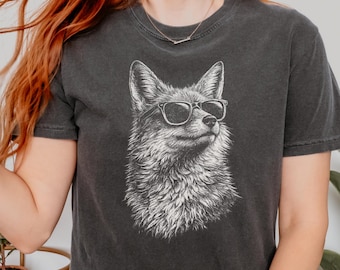Retro Fox Shirt, Vintage Fox Sunglasses Comfort Colors® Shirt, Woodland Animal Graphic Tee, Fox Lover Gift, Cute Nature Tee, Fox Unisex Tee