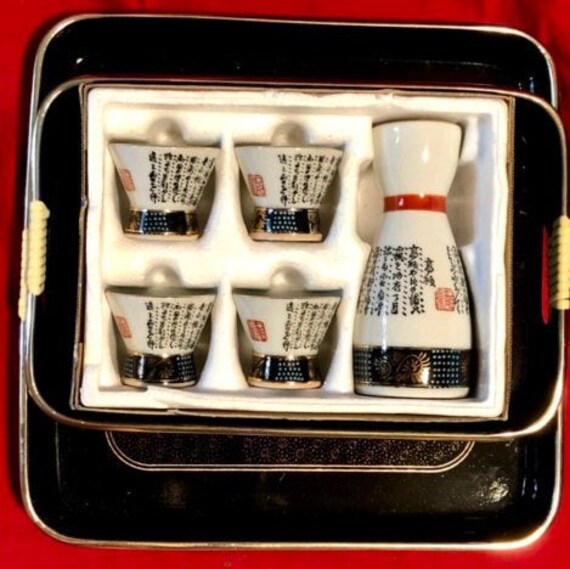 Japanese Hand-painted Porcelain Saki Set in Original Box Post WWII