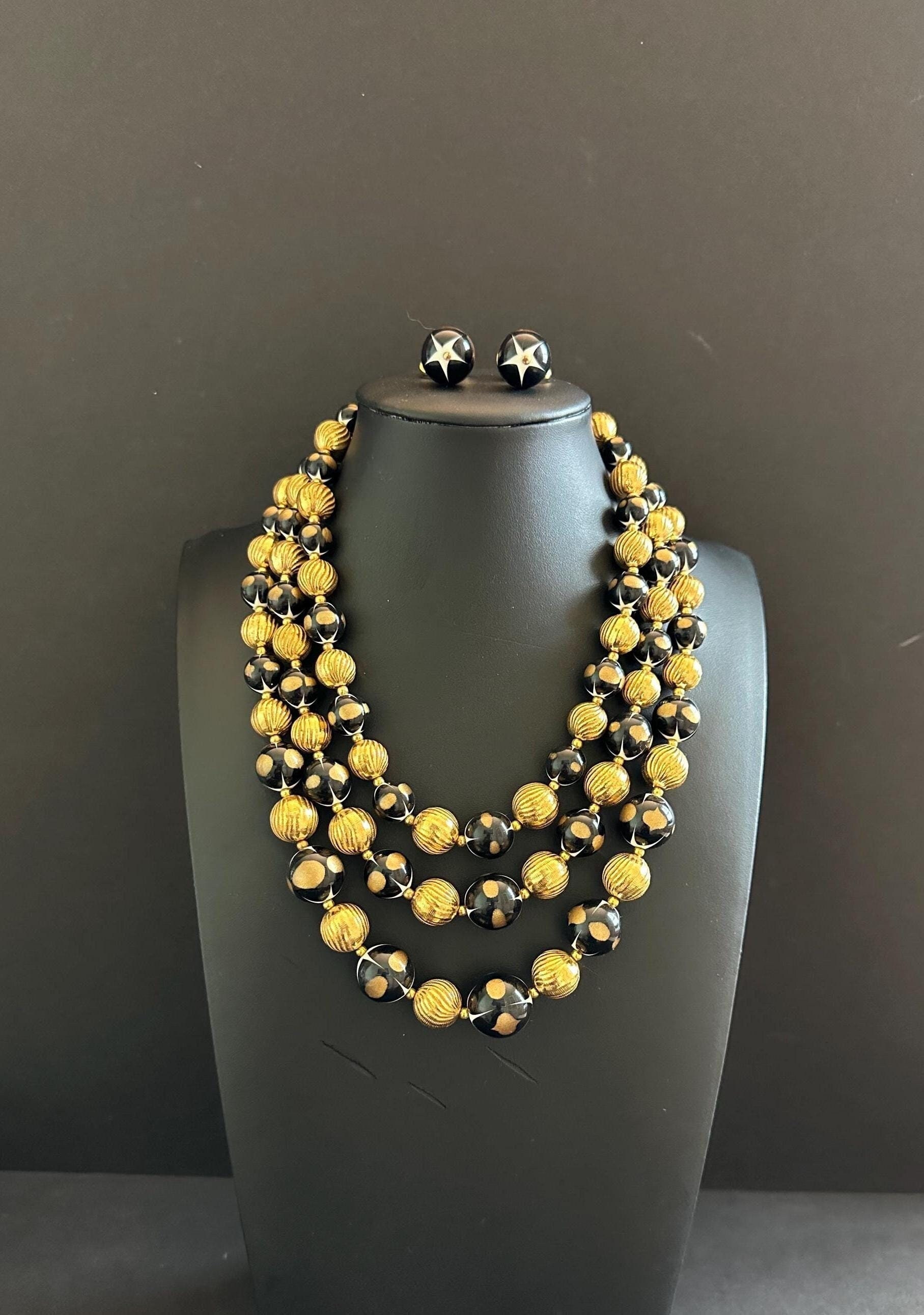 Trifari Jewelry Set - Etsy Trifari Jewelry Set - Etsy