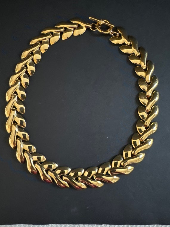 Lovely Shiny Gold Tone Link Choker Necklace Toggle - image 3