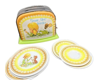 Sunnie Miss Toaster & Plates Ohio Art Child's Tin Toy Metal Retro Vintage 1960s