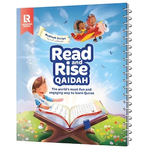 Könnte beinhalten: Ein spiralgebundenes Lehrbuch mit dem Titel Read and Rise QAIDAH vor einem blauen Himmel. Das Cover zeigt ein gezeichnetes Kind, das einen digitalen Stift auf einem offenen Buch benutzt, während zwei Kinder ein rotes Flugzeug fliegen.