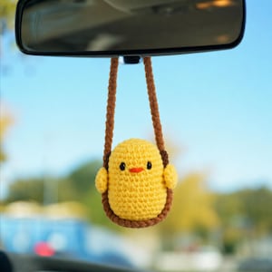 Patrón de pájaro de ganchillo para columpio / Tutorial de muñeco de Pascua amigurumi / Regalos de mini juguetes de animales kawaii