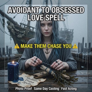 Può includere: Una persona con capelli blu indossa un top grigio scuro e una collana con ancora, tenendo un fascio di legno galleggiante legato con uno spago blu. Il testo recita: AVOIDANT TO OBSESSED LOVE SPELL, MAKE THEM CHASE YOU, Medium Diana Spells, Photo Proof, Same Day Casting, Fast Acting.