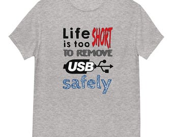 人生は短すぎるオタク向けユニセックスTシャツ、プログラマー＆DevOpsギフト