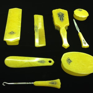 OAK ANTIQUE 1920's Butterscotch  CELLULOID  10 Pc Dresser Set
