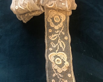 VINTAGE Floral LACE TRIM