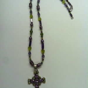 OOAK 1990s SILVER peridot and Amethyst Renaissance CROSS Beaded Necklace image 3