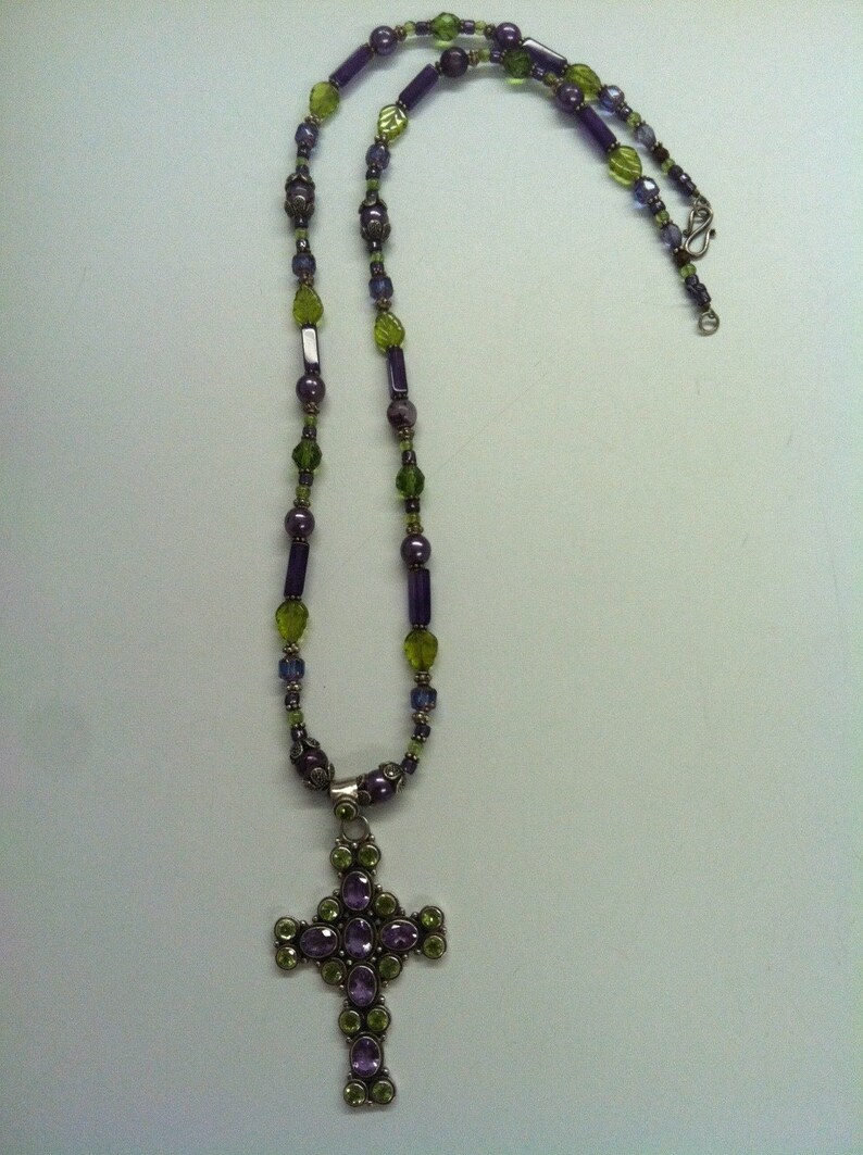 OOAK 1990s SILVER peridot and Amethyst Renaissance CROSS Beaded Necklace image 3