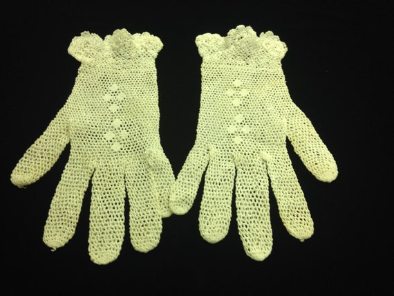 VINTAGE 1950's Children's Ivory Cotton CROCHET CL… - image 1