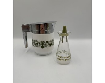Vintage Pyrex Spring Blossom Green Creamer Pitcher and Shaker Crazy Daisy