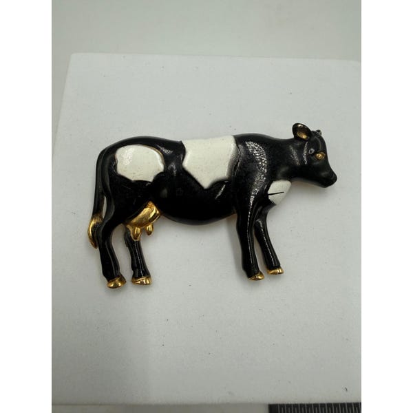 AJC Vintage Cow Brooch Gold Tone Black White Enamel Holstein Farm Animal Pin