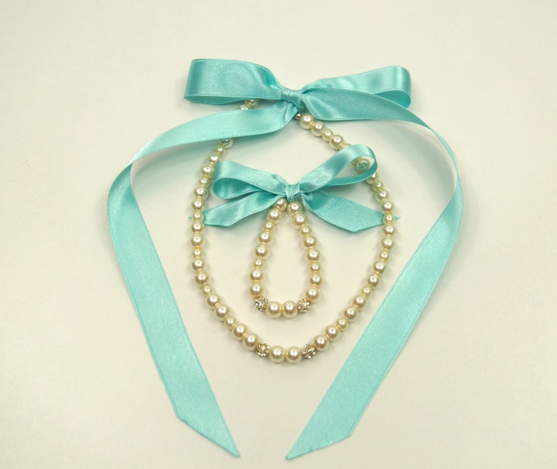 Flover girl jewelryMint green Flower girl jewelry set pearl necklace and braceletFlower girl giftWedding jewelryChildren jewelry