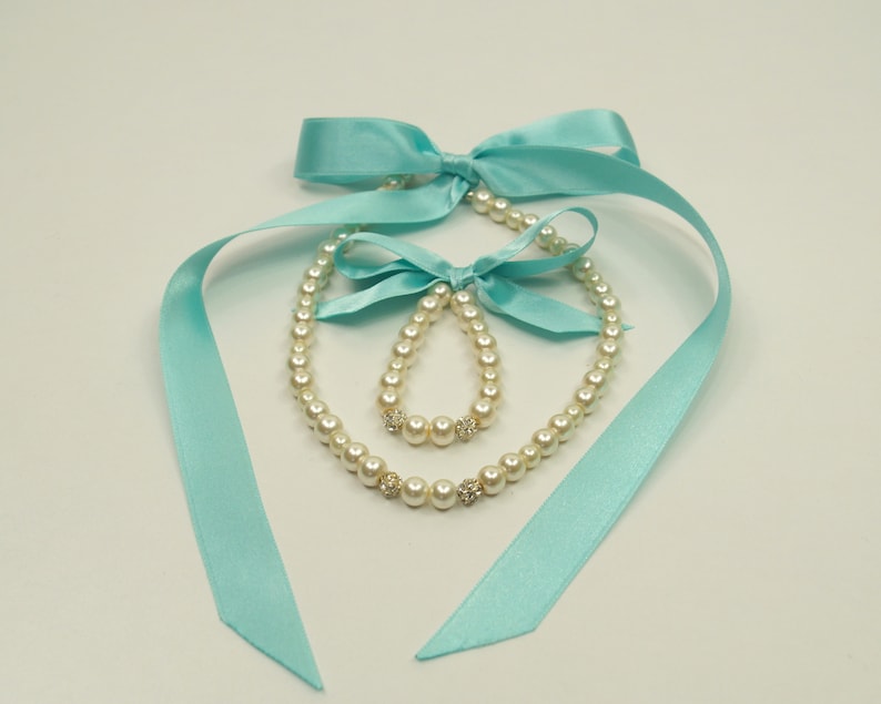 Flover girl jewelryMint green Flower girl jewelry set pearl necklace and braceletFlower girl giftWedding jewelryChildren jewelry