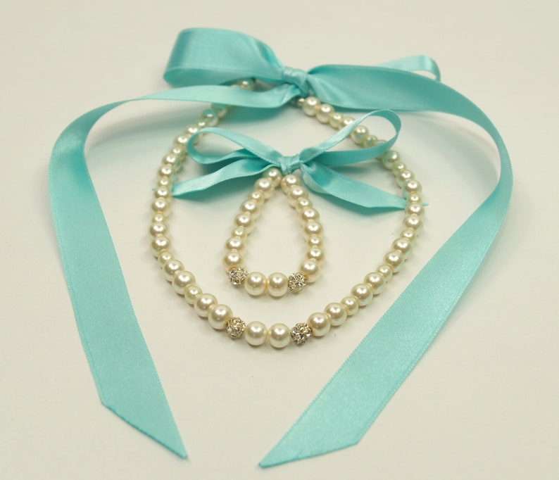 Flover girl jewelryMint green Flower girl jewelry set pearl necklace and braceletFlower girl giftWedding jewelryChildren jewelry