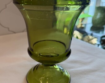 Vase urne/piédestal vintage Indiana Glassavacado vert, style gobelet Mid-Century Modern