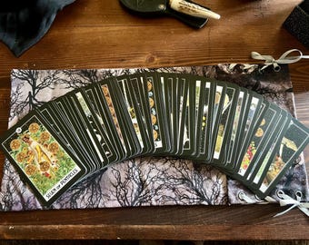 Hand-made Tarot Card Wrap - Reversible and Expandable